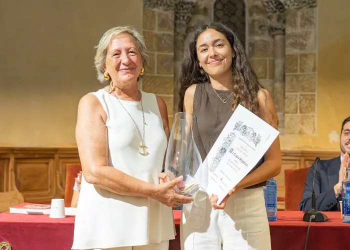 Premio Comunidad de Villa y Tierra